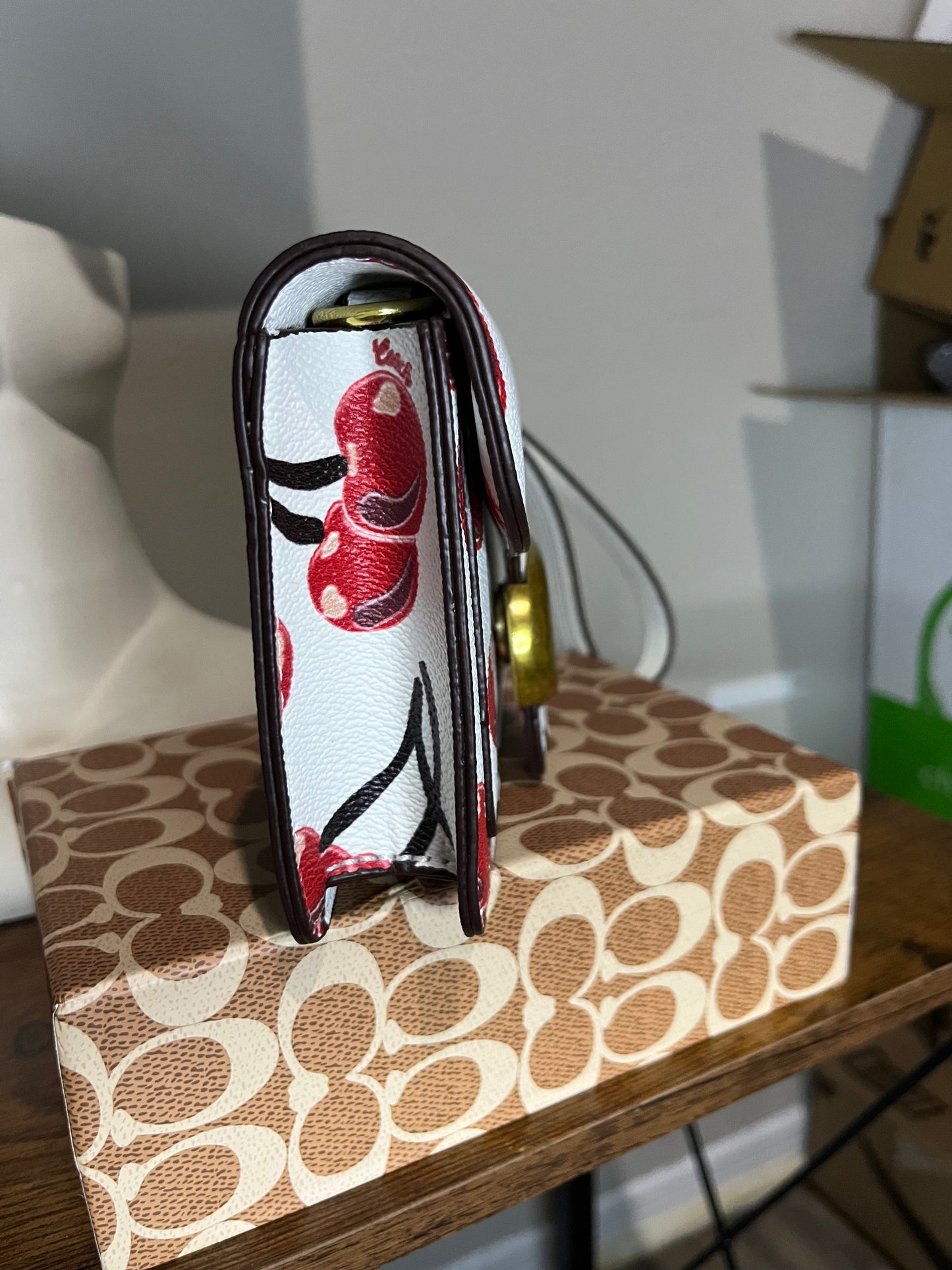 White cherry wristlet